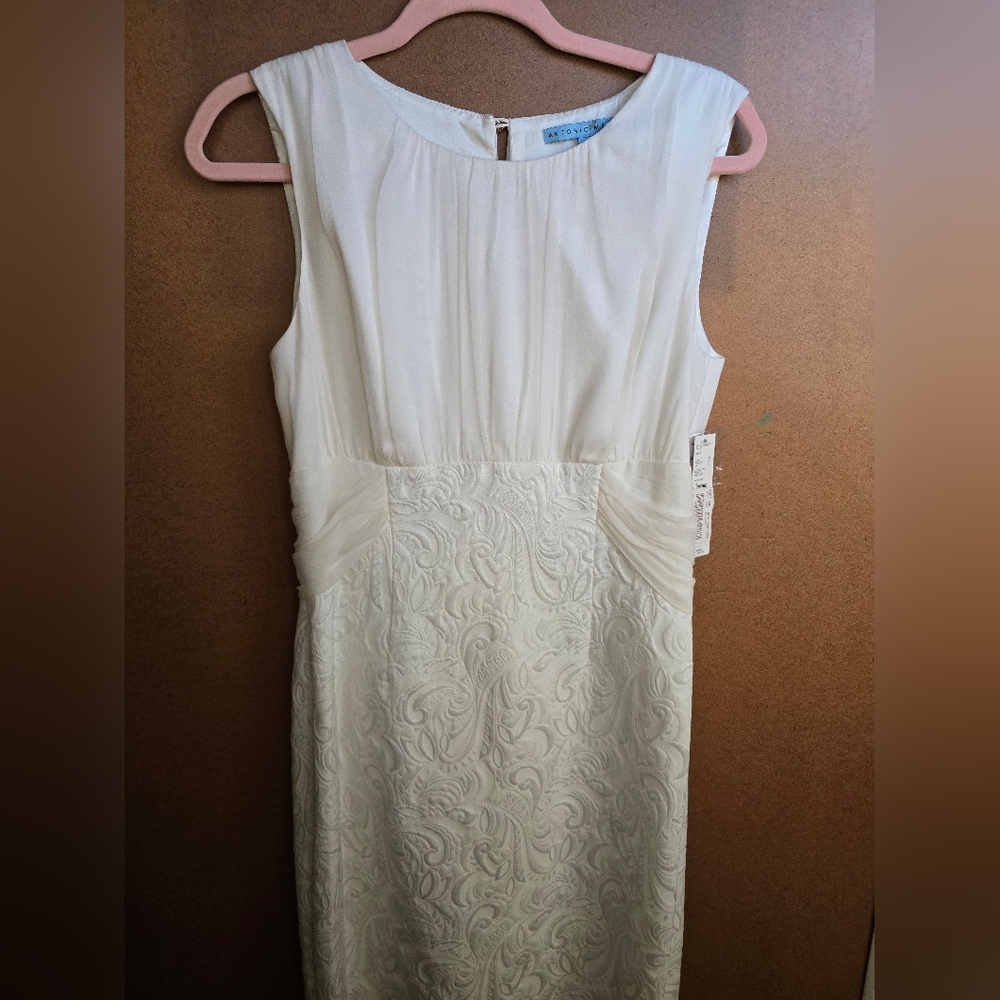 Antonio Melani White Sleeveless Dress
